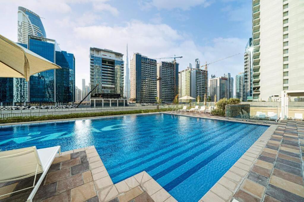 Apartment Outsider - 1br Burj Khalifa View Downtown 10min Walk To Fountain Dubai