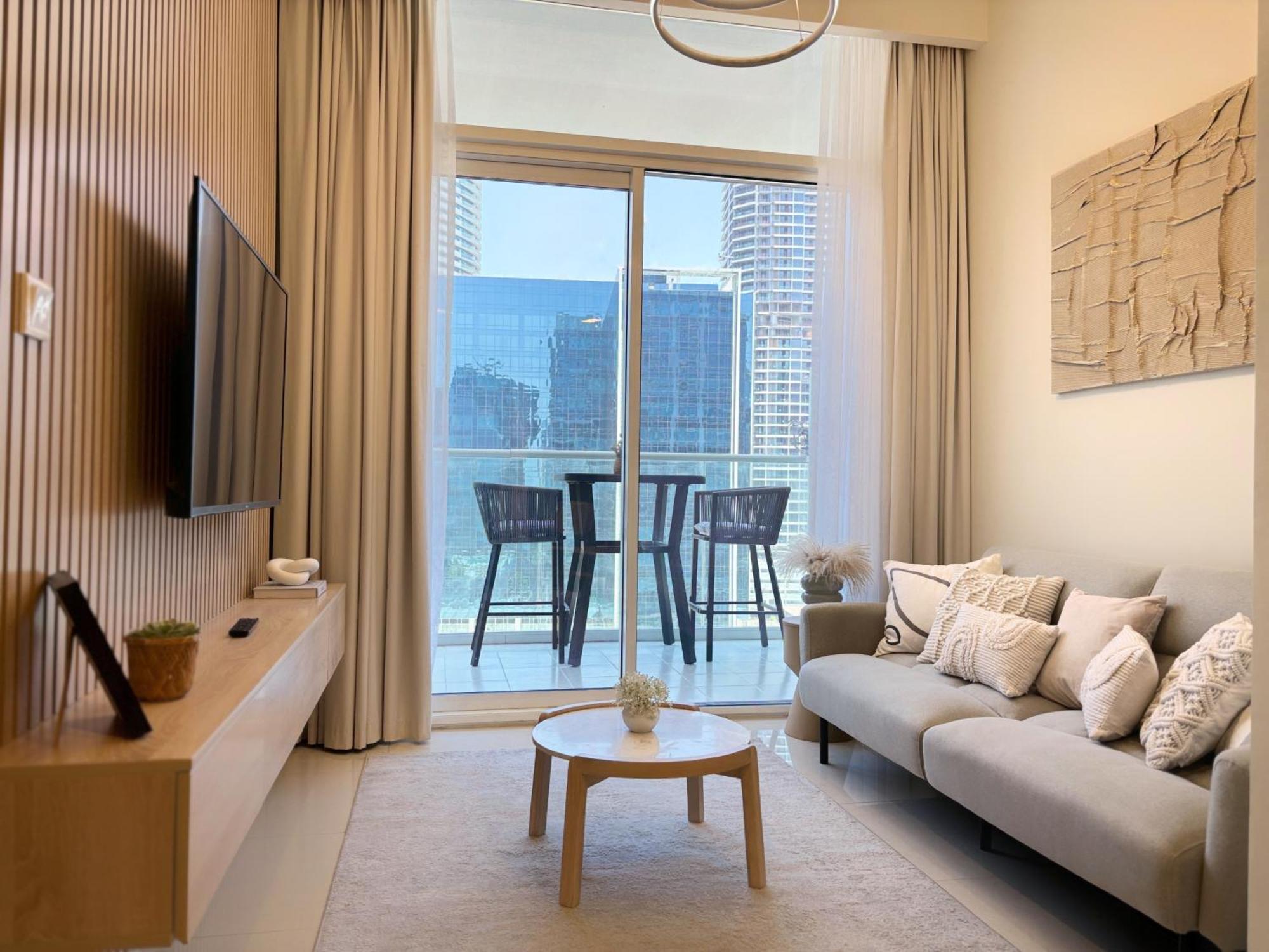 Outsider - 1br Burj Khalifa View Downtown 10min Walk To Fountain Apartment Dubai