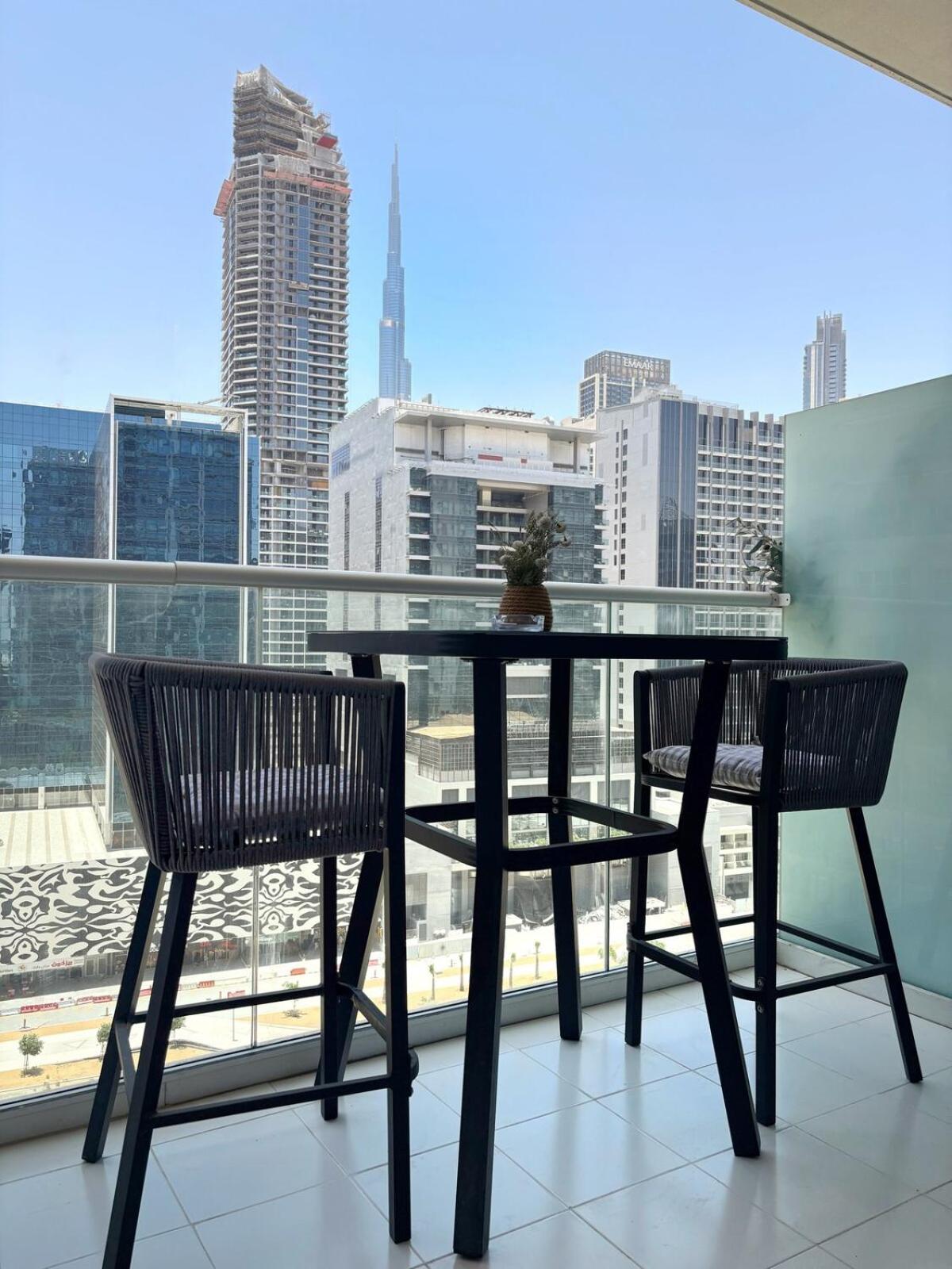 Outsider - 1br Burj Khalifa View Downtown 10min Walk To Fountain